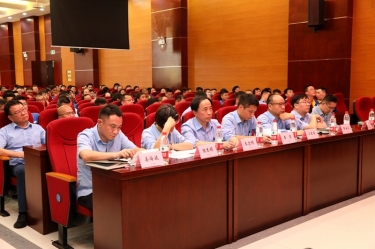 918博天堂纸业十四届品管圈原因分析答辩会顺利召开